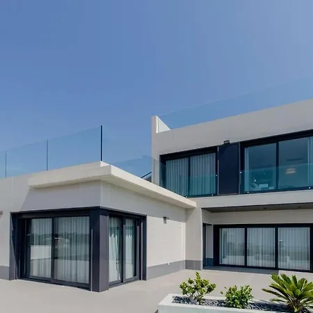 Casa Cabrera Deluxe Апартаменты *